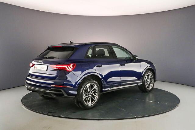 Audi Q3 45 TFSI e S edition 245 PK | Keyless | Carplay | Adapt. Cruise | 19 Inch | Stoelverwarming | S Line |