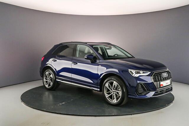 Audi Q3 45 TFSI e S edition 245 PK | Keyless | Carplay | Adapt. Cruise | 19 Inch | Stoelverwarming | S Line |