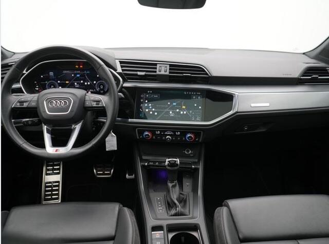 Audi Q3 Sportback 45 TFSI e S Edition Panoramadak, Leder, ACC, Navigatie, El bestuurdersstoel