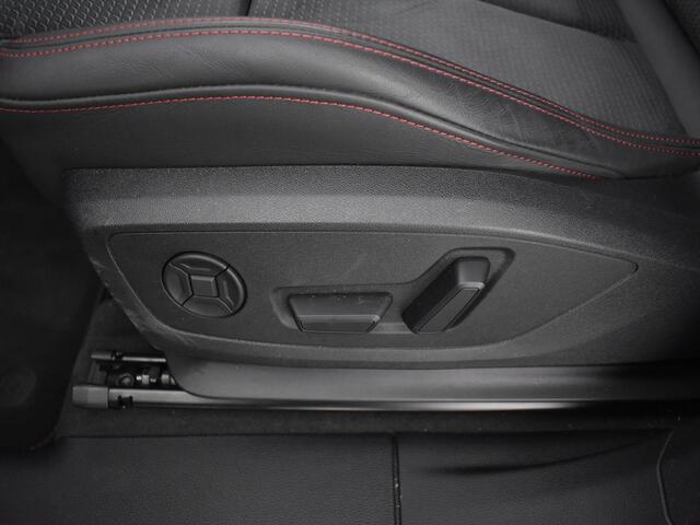 Audi Q3 45 TFSIe 245pk S-tronic S edition · Sonos Audio · Panoramadak · 360 Camera · Elek. Trekhaak · Elek. Achterklep · 20'' Inch · Garantie t/m 07-02-2029 of 100.000km
