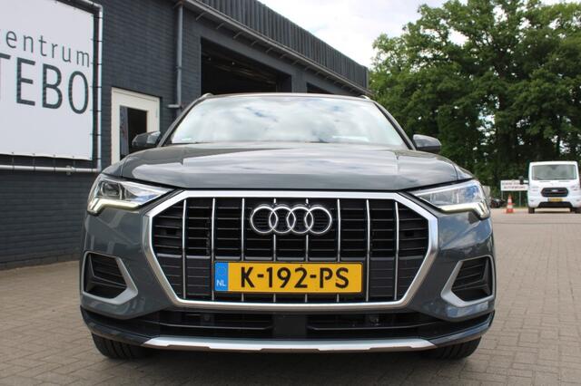 Audi Q3 35TFSI Business Edition Matrix LED Navi+ Virtual cockpit Super!!