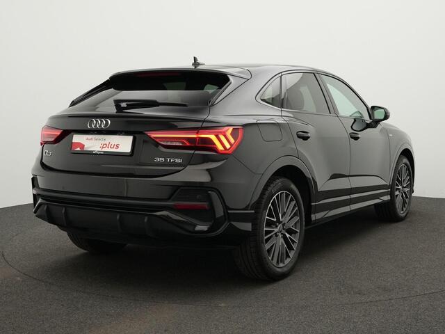 Audi Q3 Sportback S Edition 35 TFSI 110 kW / 150 pk S-tronic / S-Line | Optiekpakket zwart | Leder/alcantara | Achteruitrijcamera | Navigatie | Stoelverwarming | 19 inch