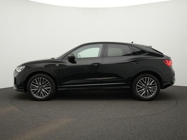 Audi Q3 Sportback S Edition 35 TFSI 110 kW / 150 pk S-tronic / S-Line | Optiekpakket zwart | Leder/alcantara | Achteruitrijcamera | Navigatie | Stoelverwarming | 19 inch