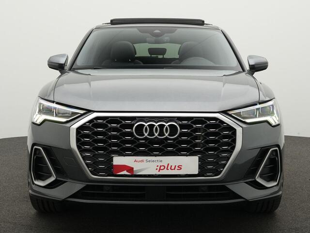 Audi Q3 Sportback S Edition 45 TFSI e 180 kW / 245 pk S-tronic | Panoramadak | Trekhaak | Rondomzicht camera | Stuur-/stoelverwarming | Leder/alcantara | Navigatie | 20 inch