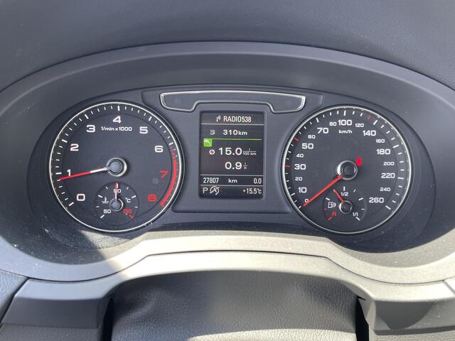 Audi Q3 1.4 TFSI CoD Advance S Line 17"/Climate/PDC v+a/Navigatie/Cruise/Xenon