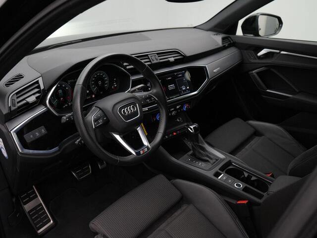 Audi Q3 S edition 45 TFSI e 245 pk | Camera | Standkachel | Side Assist | 19 inch