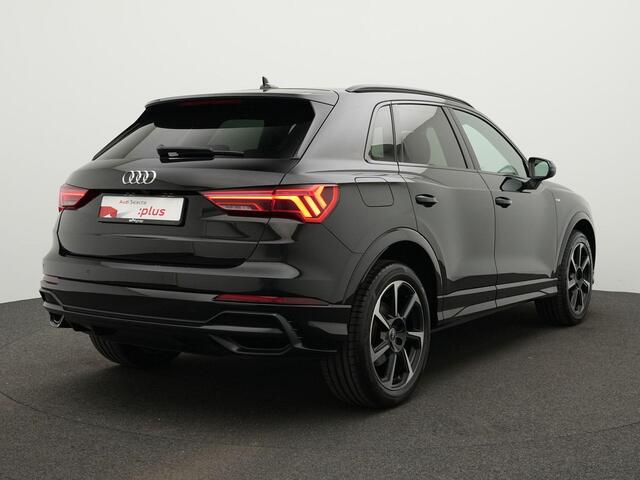 Audi Q3 S edition 45 TFSI e 245 pk | Camera | Standkachel | Side Assist | 19 inch