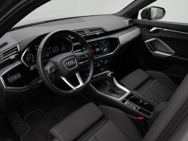 Audi Q3 S-Line Sport 45 TFSI e 180 kW / 245 pk | 360 Camera | Elek. verstelbare voorstoelen | Rondomzicht camera | 19 inch