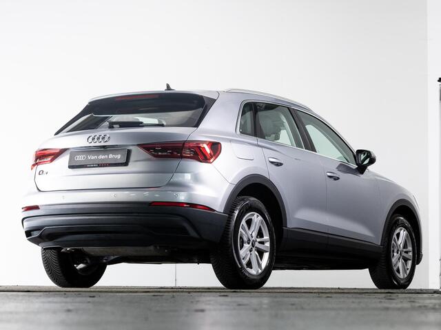 Audi Q3 45 TFSI e 245 PK edition | LED | Navigatie | Achteruitrijcamera | Side Assist | Keyless |