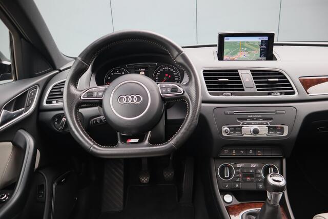 Audi Q3 1.4 TFSI CoD Design Pro Line Plus Panoramadak Sport leder Navigatie Uitklapbare Trekhaak. Etc.