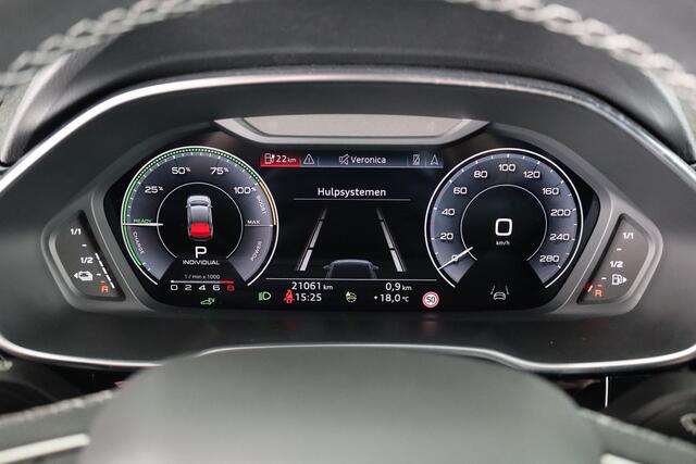 Audi Q3 Sportback 45 TFSI e S Edition 245 pk S-tronic | Navigatie | Parkeersensoren | Achteruitrijcamera | Adaptieve cruise control | Stoelverwarming | S-Line |