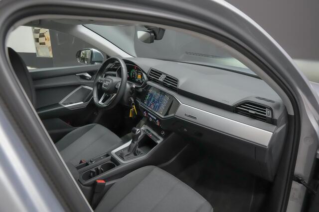 Audi Q3 Sportback 45 TFSI e Edition |digital cockpit|drive select|Apple Carplay|elek. achterklep|DAB|adaptieve cruise control|stoelverwarming|navigatie|20"|