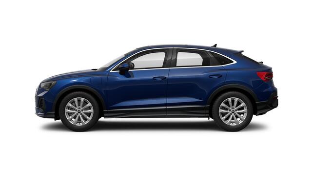 Audi Q3 Sportback 45 TFSI e Business Edition Schuifdak - Buitenspiegels elektrisch inklapbaar - Sportstoelen - Stoelverwarming voor - Comfortsleutel - MMI navigatie plus - Parkeerassistent - Assistentie pakket -