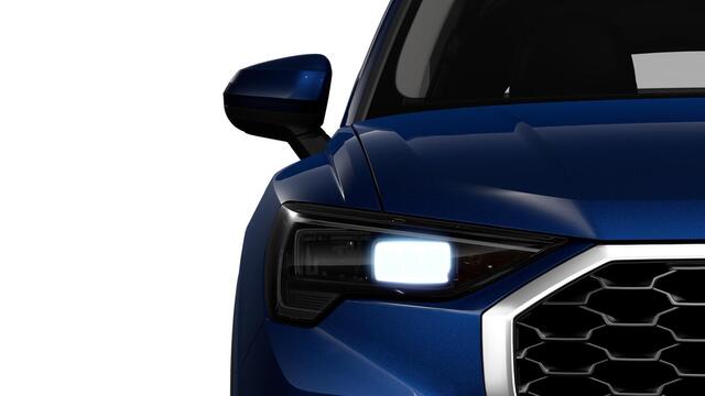 Audi Q3 Sportback 45 TFSI e Business Edition Schuifdak - Buitenspiegels elektrisch inklapbaar - Sportstoelen - Stoelverwarming voor - Comfortsleutel - MMI navigatie plus - Parkeerassistent - Assistentie pakket -