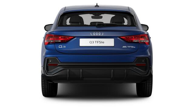 Audi Q3 Sportback 45 TFSI e Business Edition Schuifdak - Buitenspiegels elektrisch inklapbaar - Sportstoelen - Stoelverwarming voor - Comfortsleutel - MMI navigatie plus - Parkeerassistent - Assistentie pakket -