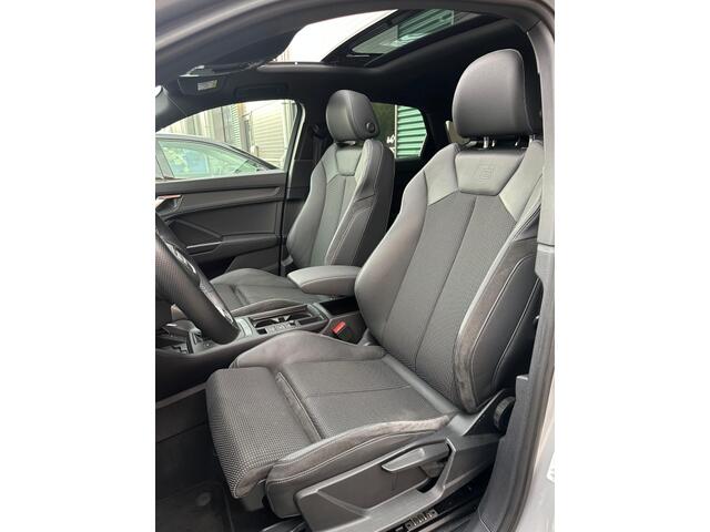 Audi Q3 45 TFSI e 245 Pk S-Line Nardo Pano Cam Trekhaak