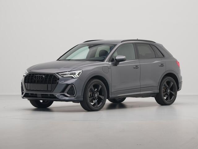 Audi Q3 45 TFSI e 245pk S-Line Navigatie Camera Audi Sound Stoelverwarming Carplay