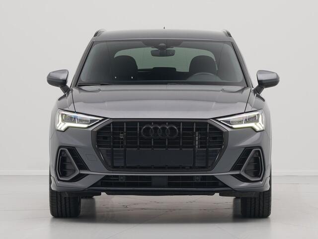 Audi Q3 45 TFSI e 245pk S-Line Navigatie Camera Audi Sound Stoelverwarming Carplay