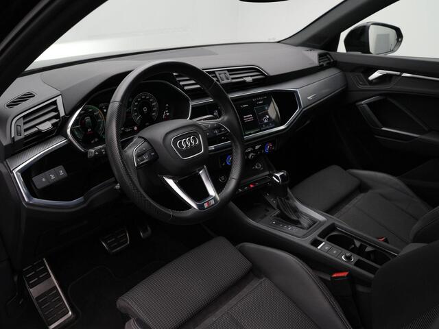 Audi Q3 Sportback 45 TFSI e 245 pk S-tronic S Edition / S-Line | Achteruitrijcamera | Navigatie | Stoelverwarming | Side Assist