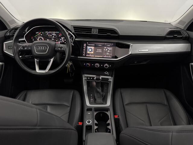 Audi Q3 35 TFSI S-line Leder, Pano, Parkeersensoren, Stoelverwarming, Virtual desk, Cruise control, A start stop