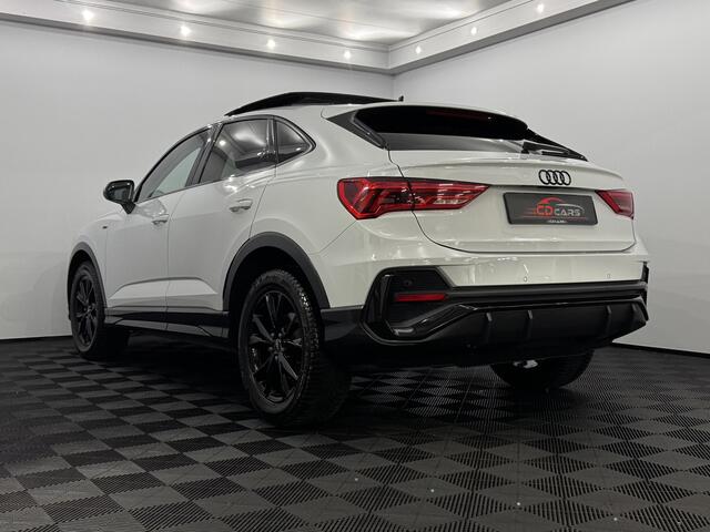 Audi Q3 35 TFSI S-line Leder, Pano, Parkeersensoren, Stoelverwarming, Virtual desk, Cruise control, A start stop
