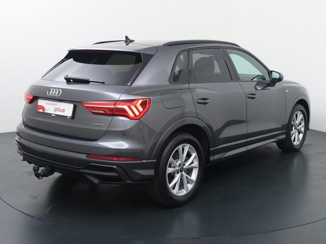 Audi Q3 40 TFSI quattro S edition | 190 PK | Automaat | Trekhaak | Matrix LED koplampen | B & O Geluidssysteem | Elektr. bedienbare stoelen met memory