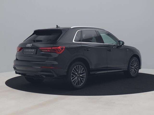 Audi Q3 45 TFSIe S edition | CAMERA | STOELVERWARMING