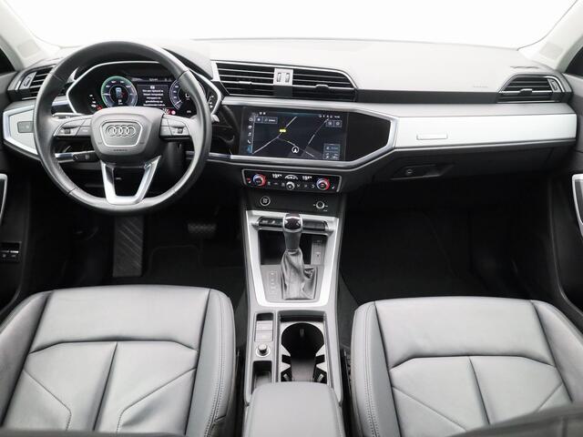 Audi Q3 45 TFSIe S edition | CAMERA | STOELVERWARMING