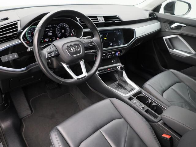 Audi Q3 45 TFSIe S edition | CAMERA | STOELVERWARMING