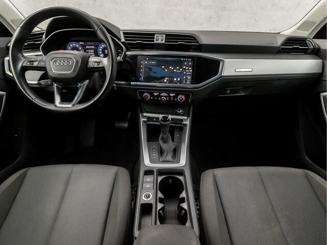 Audi Q3 35 TFSI Sportline 150Pk Automaat (APPLE CARPLAY, GROOT NAVI, CLIMATE, SPORTSTOELEN, ELEK ACHTERKLEP, PARKEERSENSOREN, CRUISE, NIEUWSTAAT)