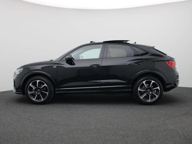 Audi Q3 Sportback 35 TFSI S Edition Competition 150PK DSG S-Line, Pano-Schuifdak, Adaptieve Cruise Controle, Achteruitrijcamera, Keyless, Elektr. Achterklep, Stoelverwarming, Trekhaak, 19" LM Velgen