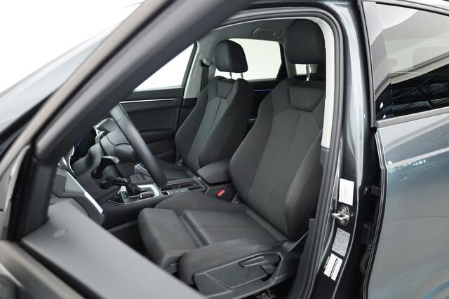 Audi Q3 35 TFSI Advanced Edition | S line | Navi | Adapt. Cruise | Camera | Stoelverw. |