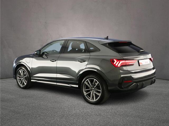 Audi Q3 Sportback 45 TFSI e S Edition | Led | Virtual cockpit | Trekhaak | Optiek zwart | Ambient light | ACC | Sportstoelen |