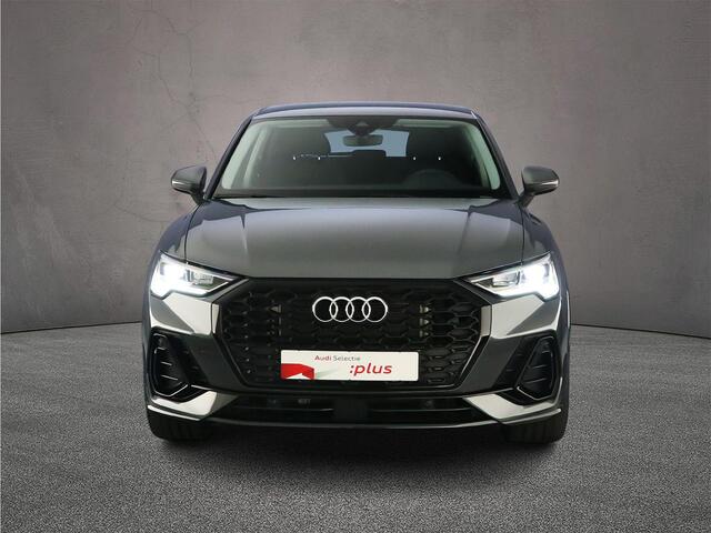 Audi Q3 Sportback 45 TFSI e S Edition | Led | Virtual cockpit | Trekhaak | Optiek zwart | Ambient light | ACC | Sportstoelen |