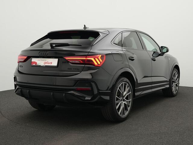 Audi Q3 Sportback 35 TFSI 150 pk S-tronic S Edition / S-Line | Achteruitrijcamera | Navigatie | Stoelverwarming | Adaptive Cruise