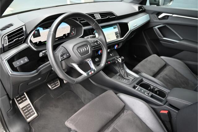 Audi Q3 40 TFSI QUATTRO / S-LINE / PANO / CAMERA / LED / SFEERVERLICHTING / DAB / EDITION ONE