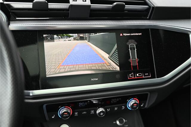 Audi Q3 40 TFSI QUATTRO / S-LINE / PANO / CAMERA / LED / SFEERVERLICHTING / DAB / EDITION ONE