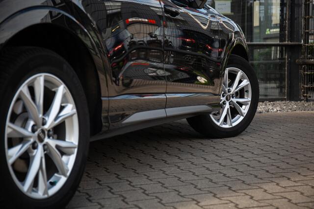 Audi Q3 35 TFSI S-line , Trekhaak, Virtual cockpit, Carplay,