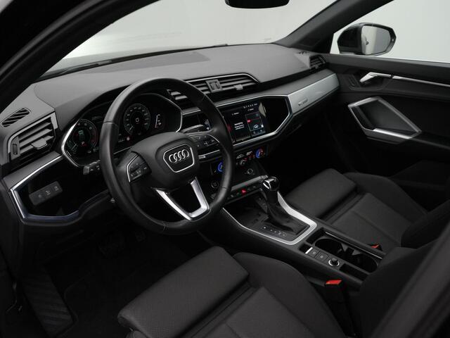 Audi Q3 45 TFSI e 245 pk S-tronic Business Edition | Achteruitrijcamera | Adaptive Cruise | Navigatie | Stoelverwarming