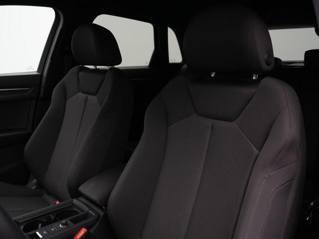 Audi Q3 45 TFSI e 245 pk S-tronic Business Edition | Achteruitrijcamera | Adaptive Cruise | Navigatie | Stoelverwarming