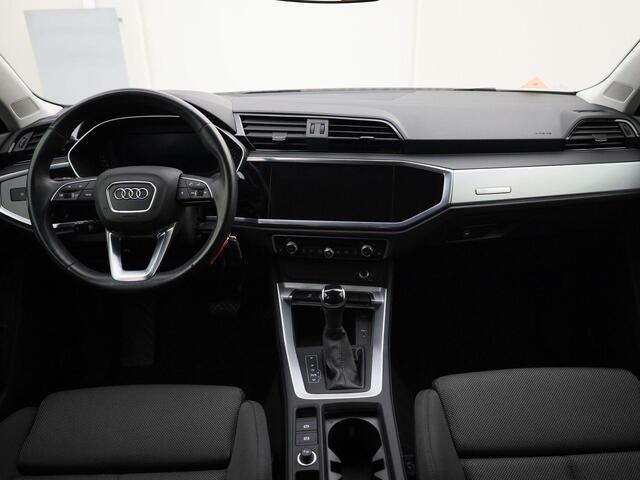 Audi Q3 35 TFSI Business Edition · Navigatie · Camera + parkeersensoren · Stoelverwarming