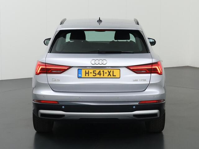 Audi Q3 35 TFSI Pro Line S | Stoelverwarming | Cruise control Adaptief | Navigatie by Apple Carplay/Android Auto |