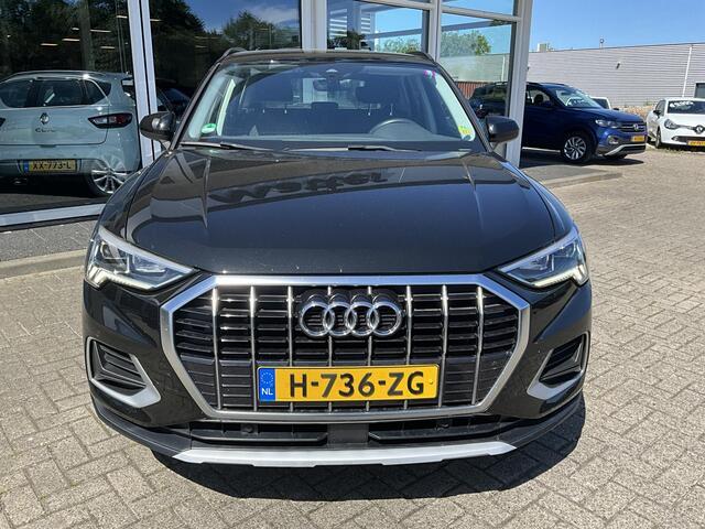 Audi Q3 35 TFSI Business Edition Camera | Trekhaak