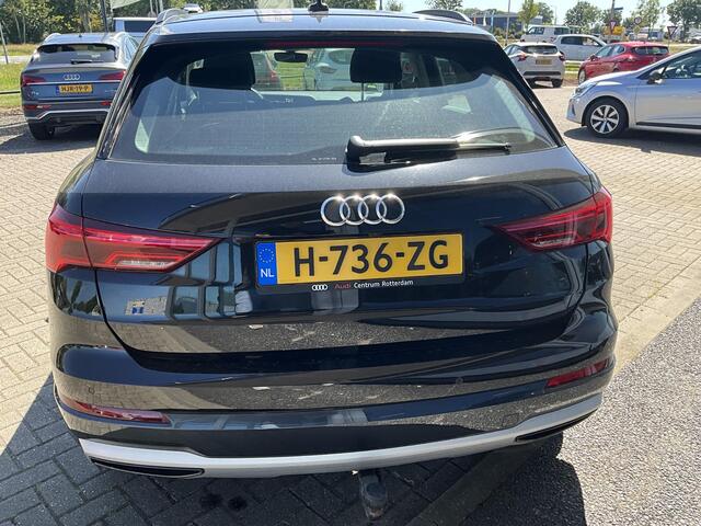 Audi Q3 35 TFSI Business Edition Camera | Trekhaak