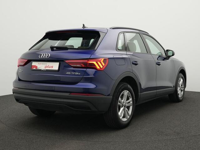 Audi Q3 45 TFSI e 245 pk S-tronic edition | Leder | Achteruitrijcamera | Stoelverwarming | Side Assist | Apple Carplay / Android Auto