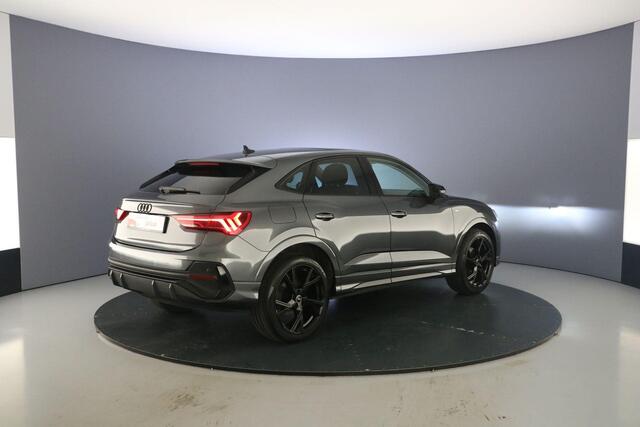 Audi Q3 Sportback 35 TFSI S Edition | Pano | Leder | Virtual cockpit | Camera | Led | ACC | Stoelverwarming | Sfeerverlichting |