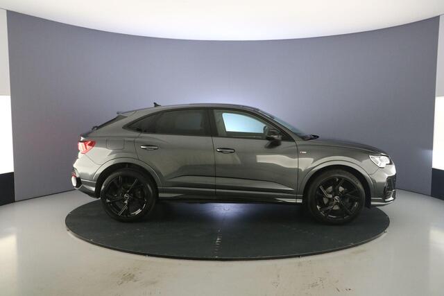 Audi Q3 Sportback 35 TFSI S Edition | Pano | Leder | Virtual cockpit | Camera | Led | ACC | Stoelverwarming | Sfeerverlichting |