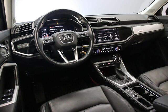 Audi Q3 Sportback 35 TFSI S Edition | Pano | Leder | Virtual cockpit | Camera | Led | ACC | Stoelverwarming | Sfeerverlichting |