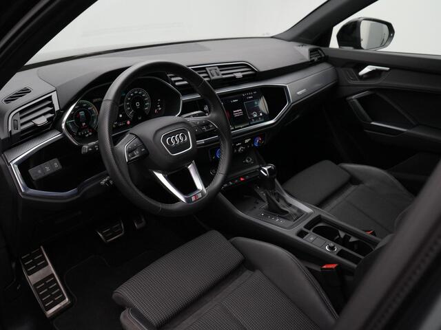 Audi Q3 45 TFSI e 245 pk S-tronic S edition / S-Line | Achteruitrijcamera | Adaptive Cruise | Navigatie | Stoelverwarming | Side Assist