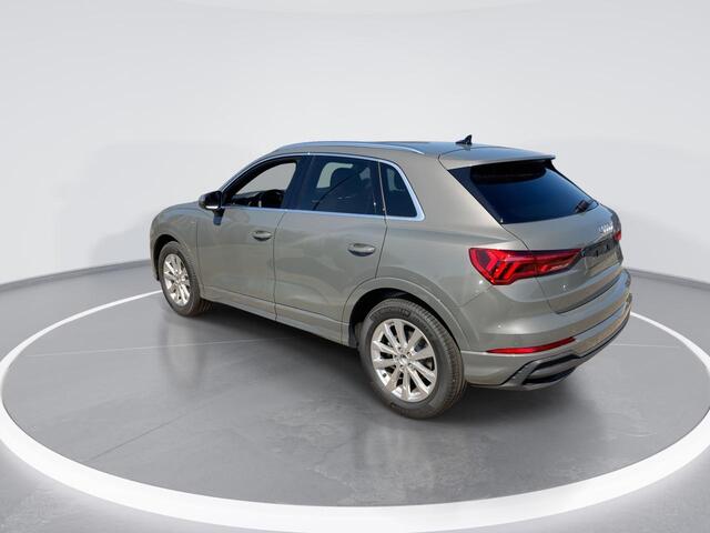Audi Q3 35 TFSI/150PK S Line · Apple Car Play · Keyless · Navigatie · Stoelverwarming · Parkeersensoren · Garantie tot oktober 2029 of 100000km.